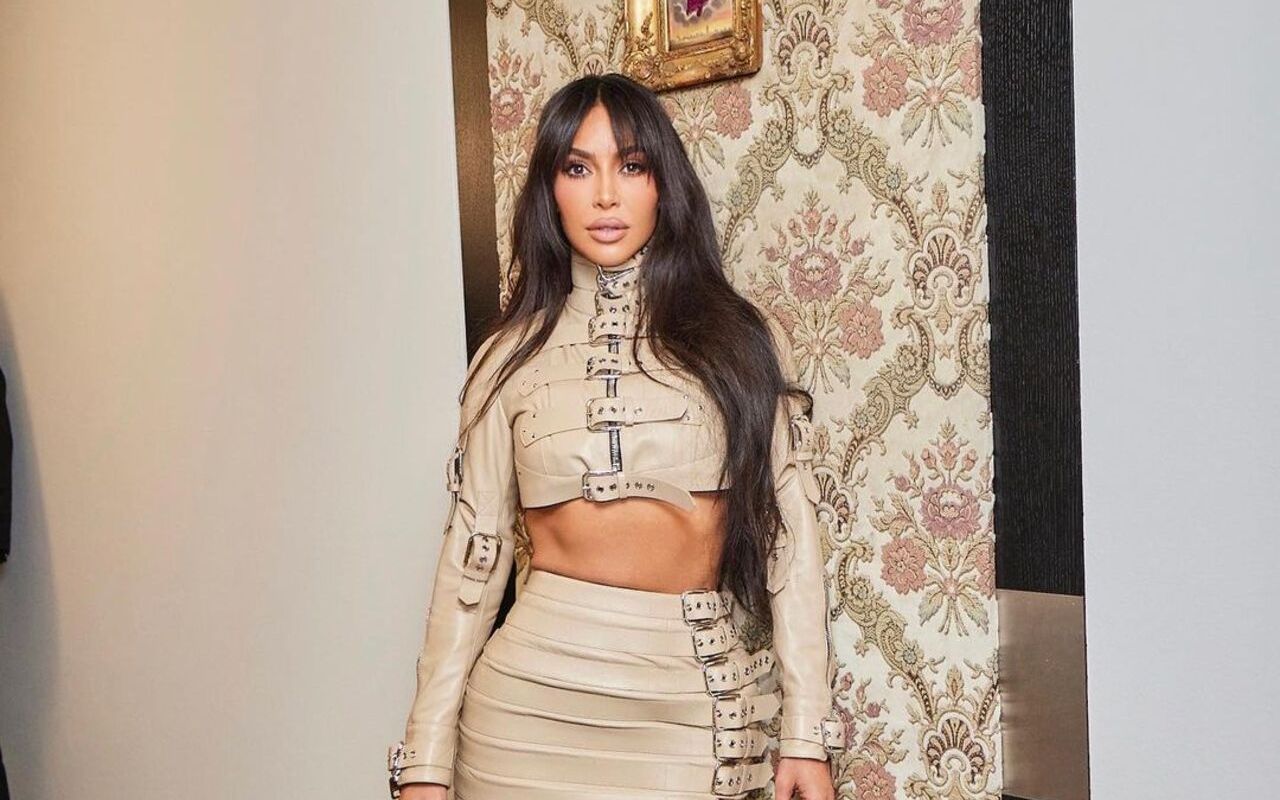 Kim Kardashian Asks Friends to Help Her Find New Boyfriend