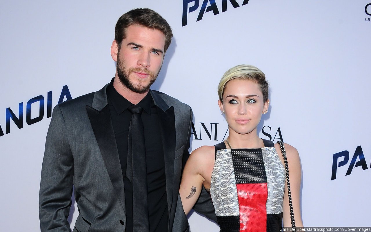 Fans Believe Miley Cyrus Talks About Liam Hemsworth's Infidelity on New Song 'Muddy Feet' 
