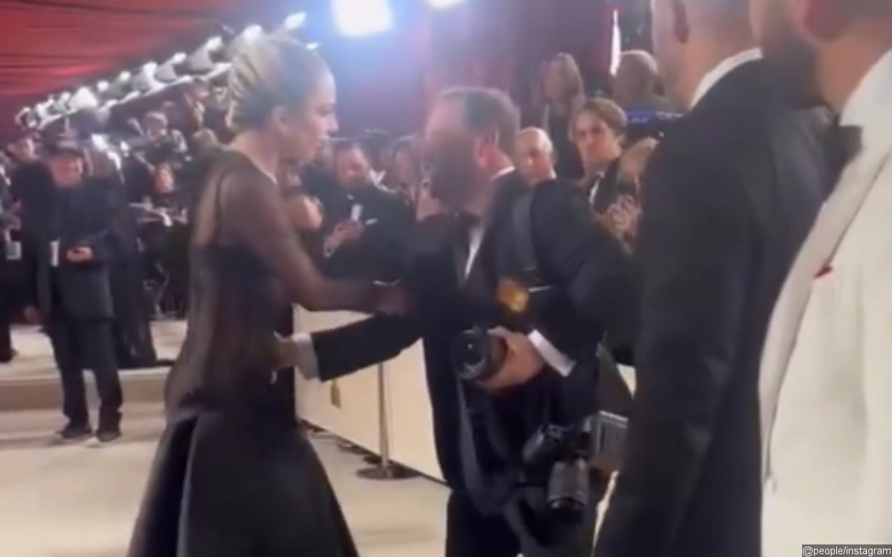 Lady GaGa Praised for Running to Help Photographer Who Fell on Oscars Red Carpet