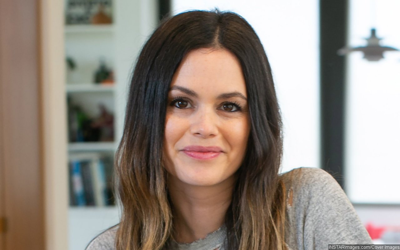 Rachel Bilson Had Her First Orgasm Without Man