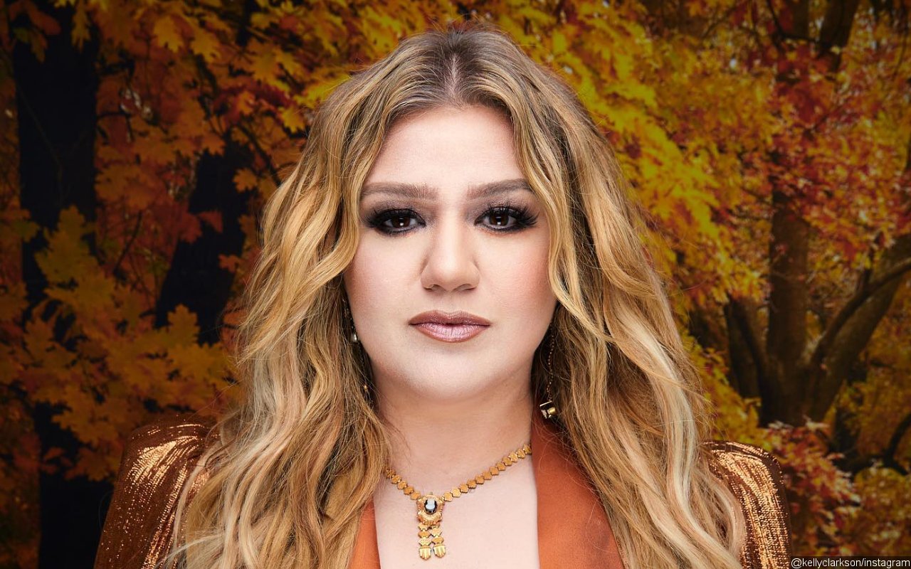 Kelly Clarkson Says Her Children Are Devastated by Her Divorce: 'It Kills Me'
