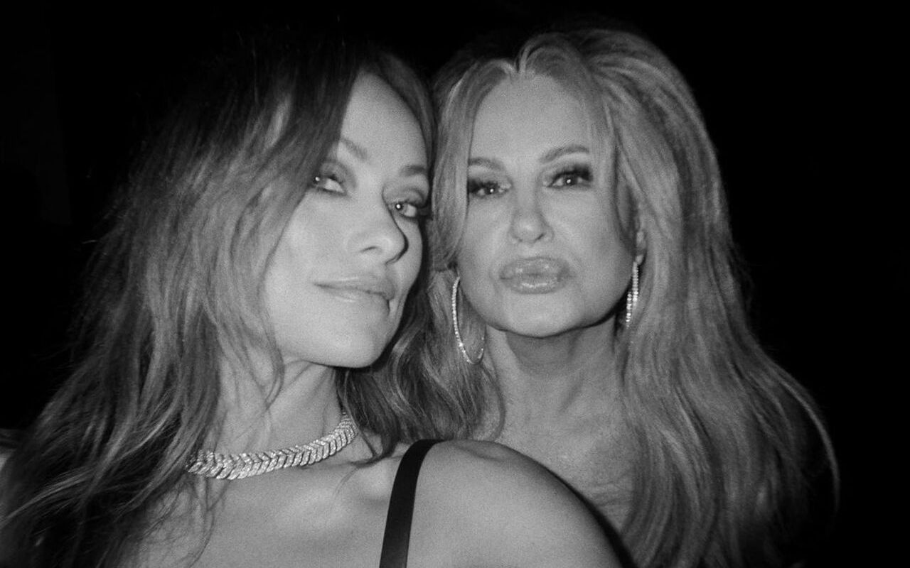 Olivia Wilde Wants to Get 'Chest Tattoo' of Jennifer Coolidge