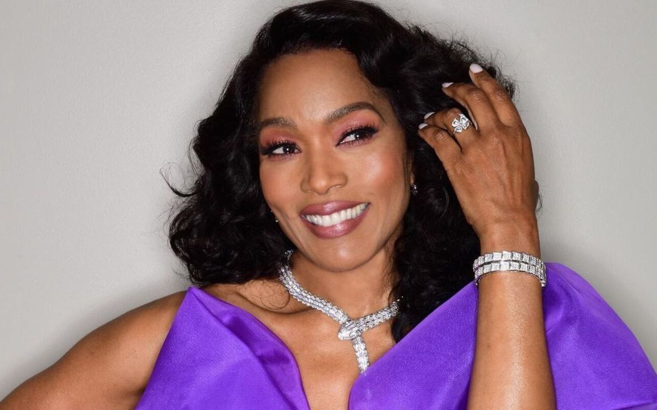 Angela Bassett Always Strives for the Best After Her Mom Said She Didn't Want 'Average Kids'