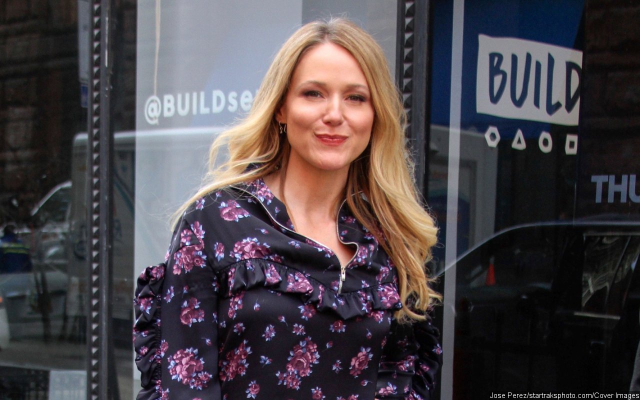 Jewel says her mother 'embezzled' over $100M from the singer