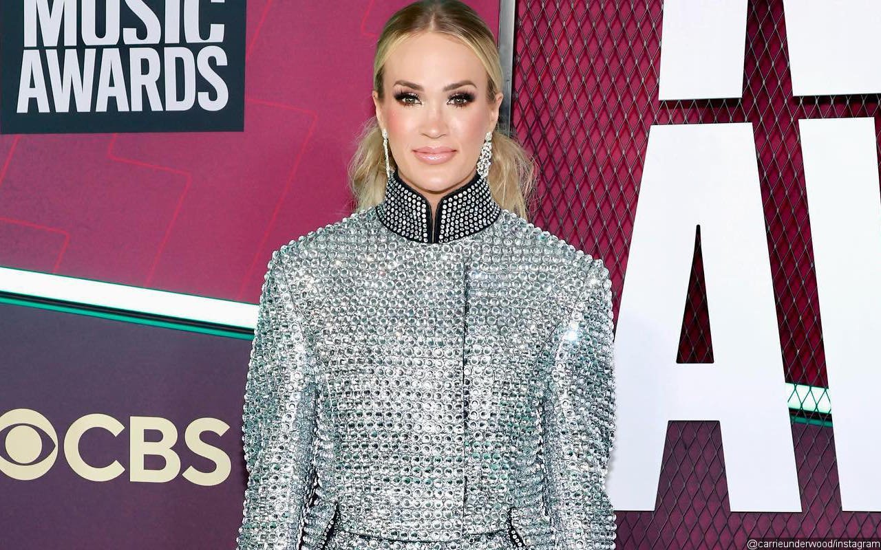 Carrie Underwood's Toned Legs Put Off Fans