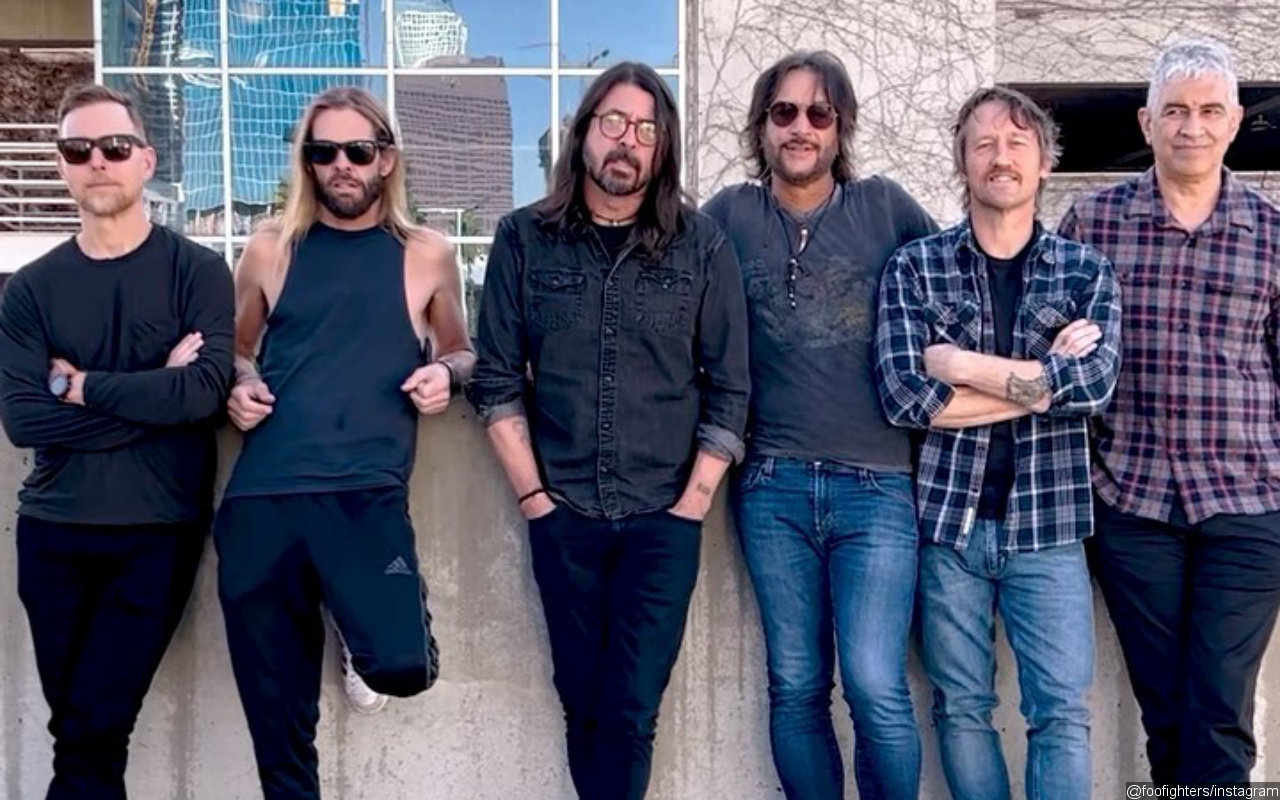 Foo Fighters Offer New Single, Book Release Date for First LP Since Drummer's Death