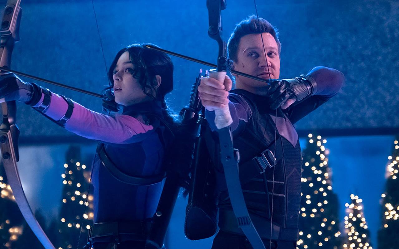 Hailee Steinfeld 'So Grateful' Jeremy Renner Is Recovering From Snowplow Accident