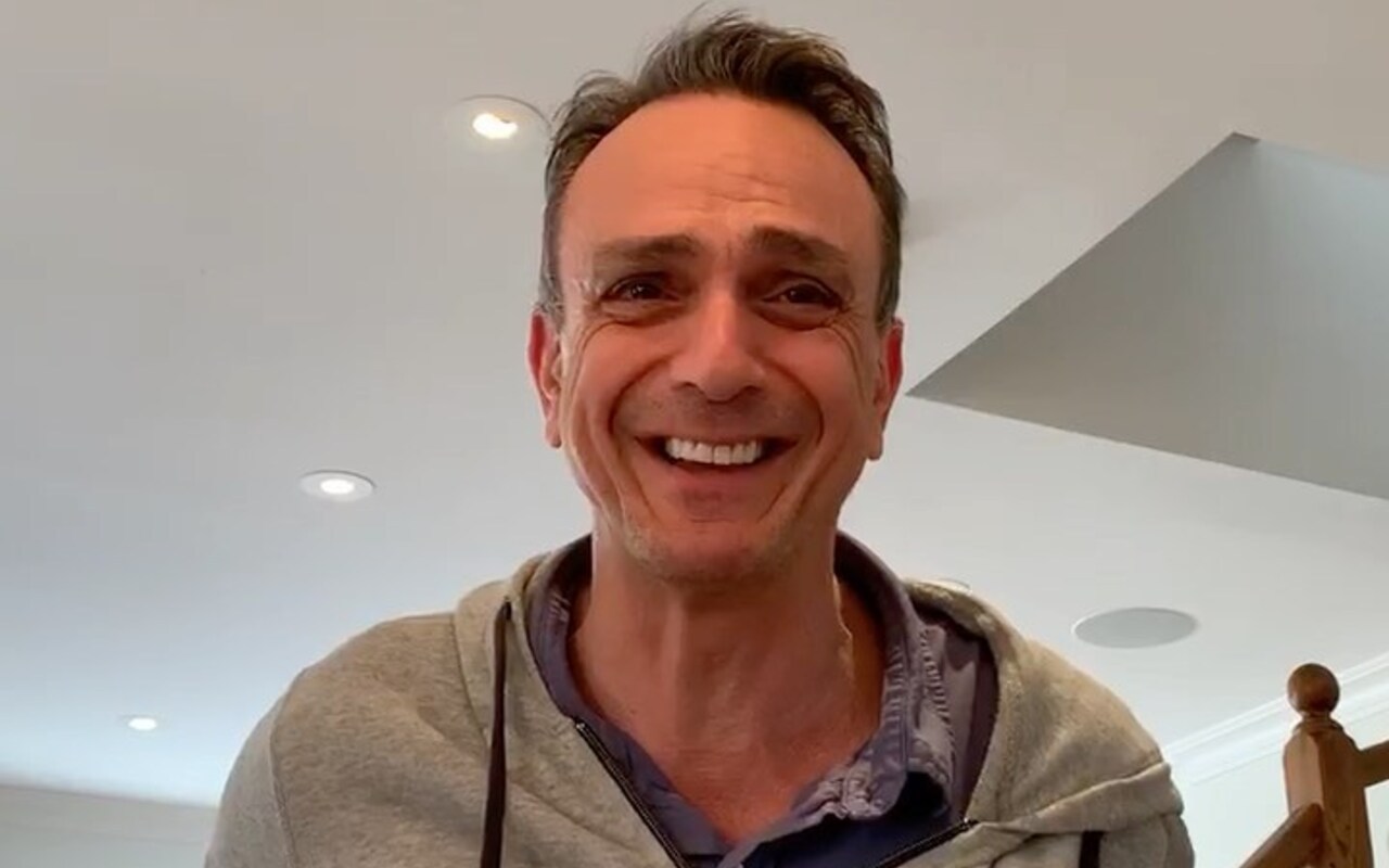 Hank Azaria 'Didn't Feel Safe' Discussing Racial Issues in Documentary ...