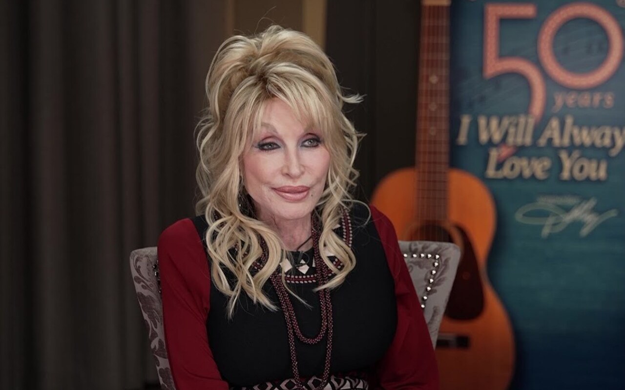 Dolly Parton Refuses to Sing About Hell
