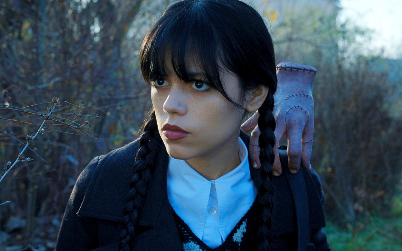 Striking Writer Mocks Jenna Ortega After Her Criticism on 'Wednesday' Writing