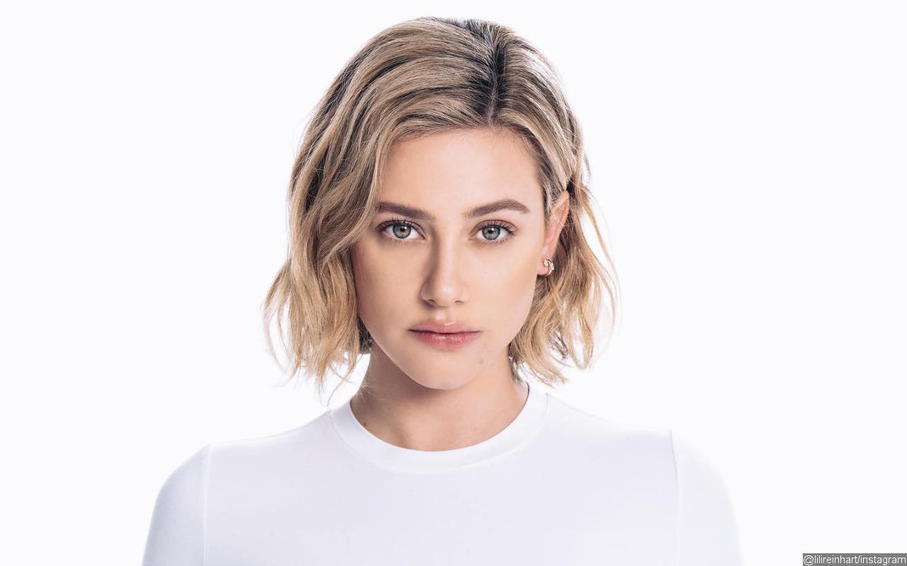 Lili Reinhart