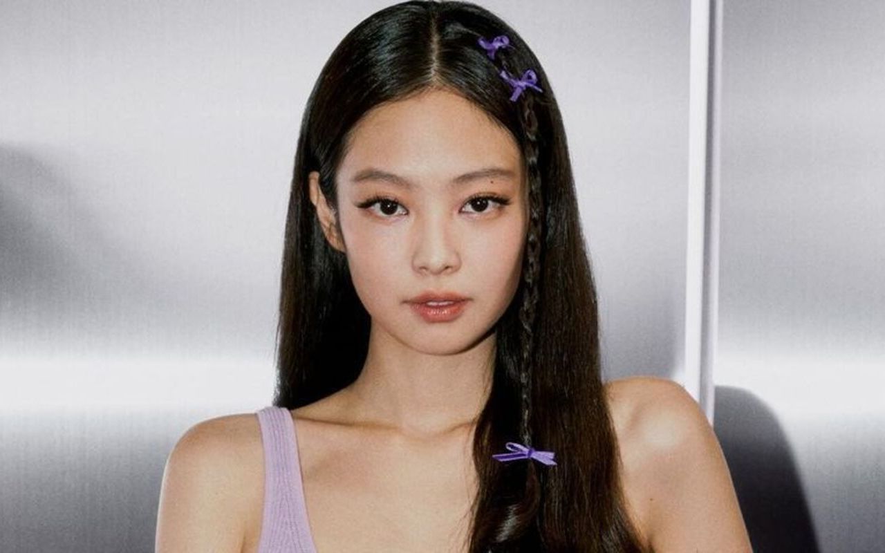 BLACKPINK's Jennie Found Creating Her First Fashion Collection 'So ...