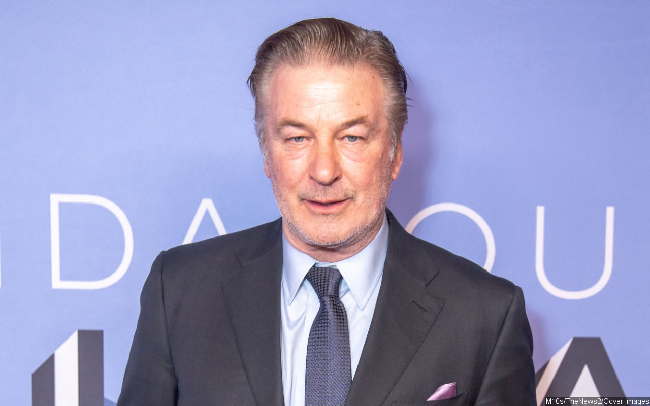 Alec Baldwin Reportedly 'Scolded' Female Server at Gala - Vimarsana News