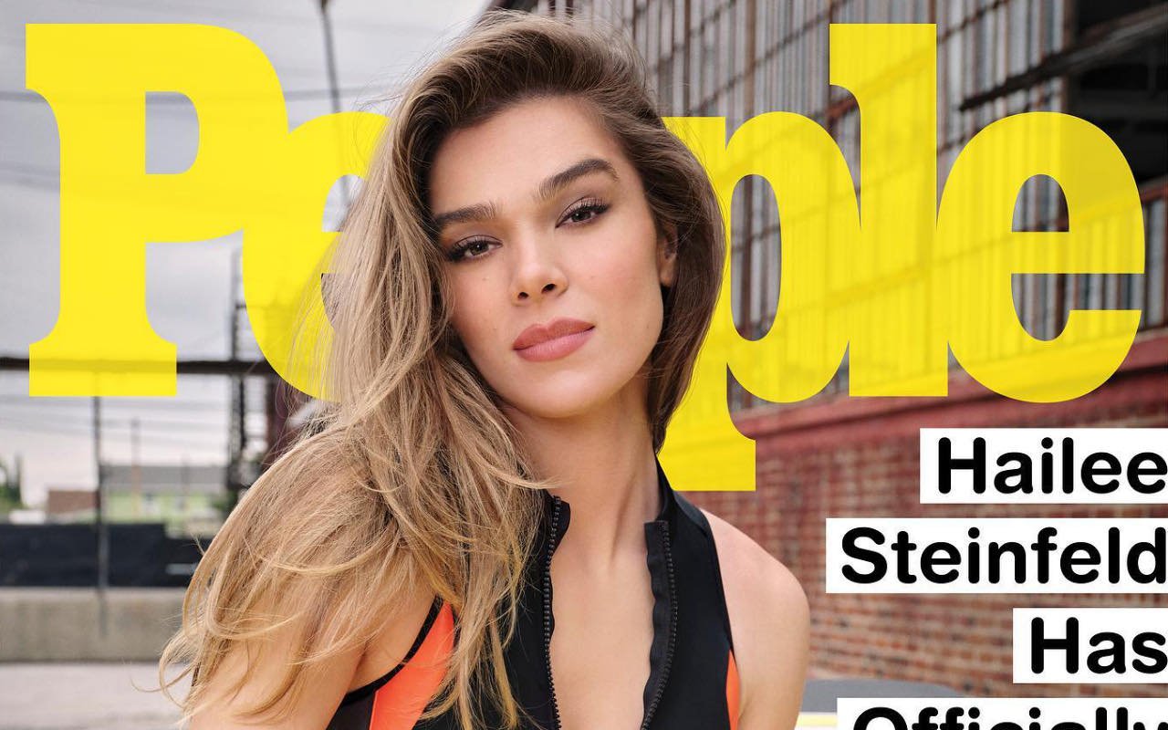 Hailee Steinfeld Reveals What She S Looking For In A Partner