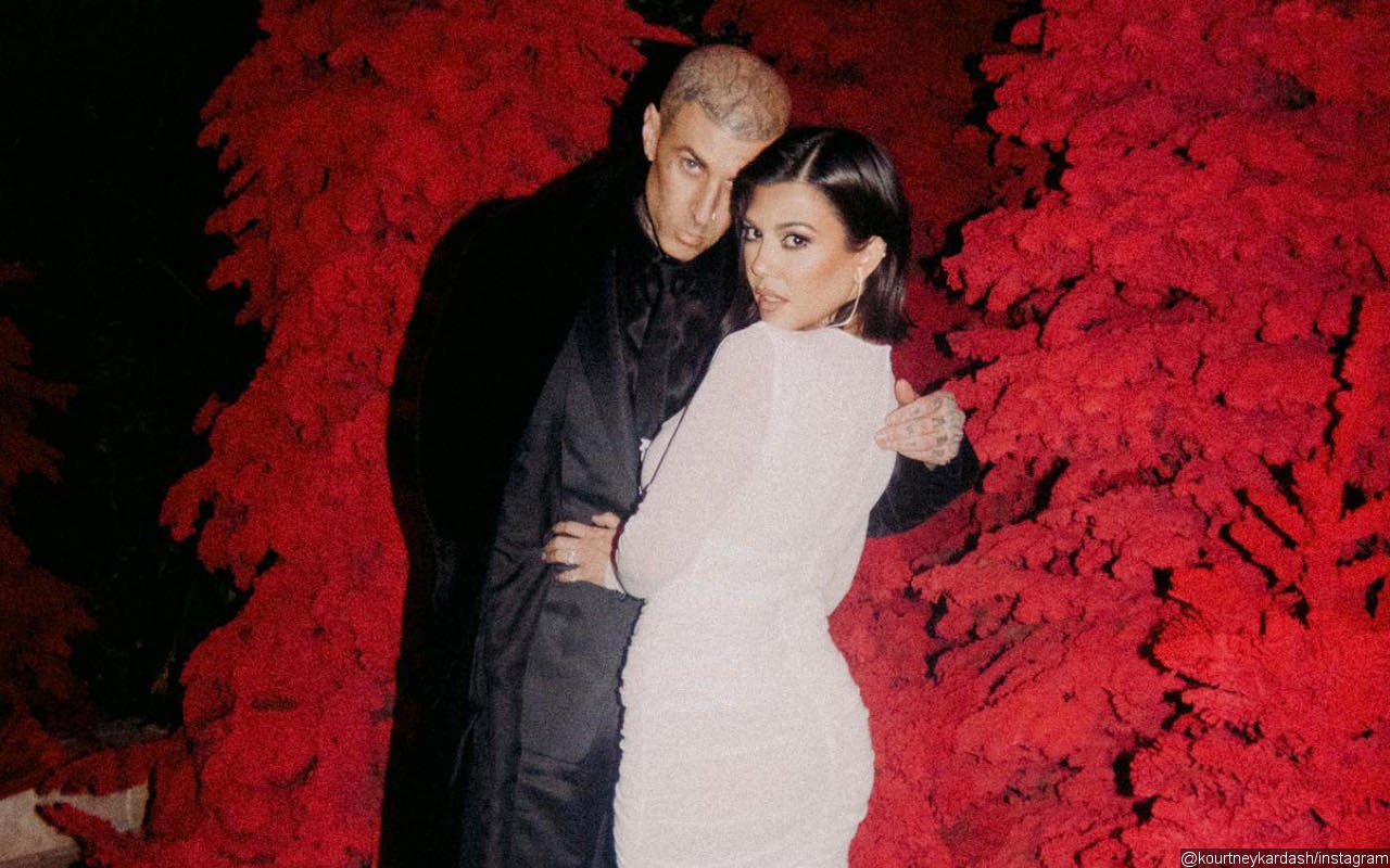 Kourtney Kardashian Crying for Two Days While on Tour With Travis Barker