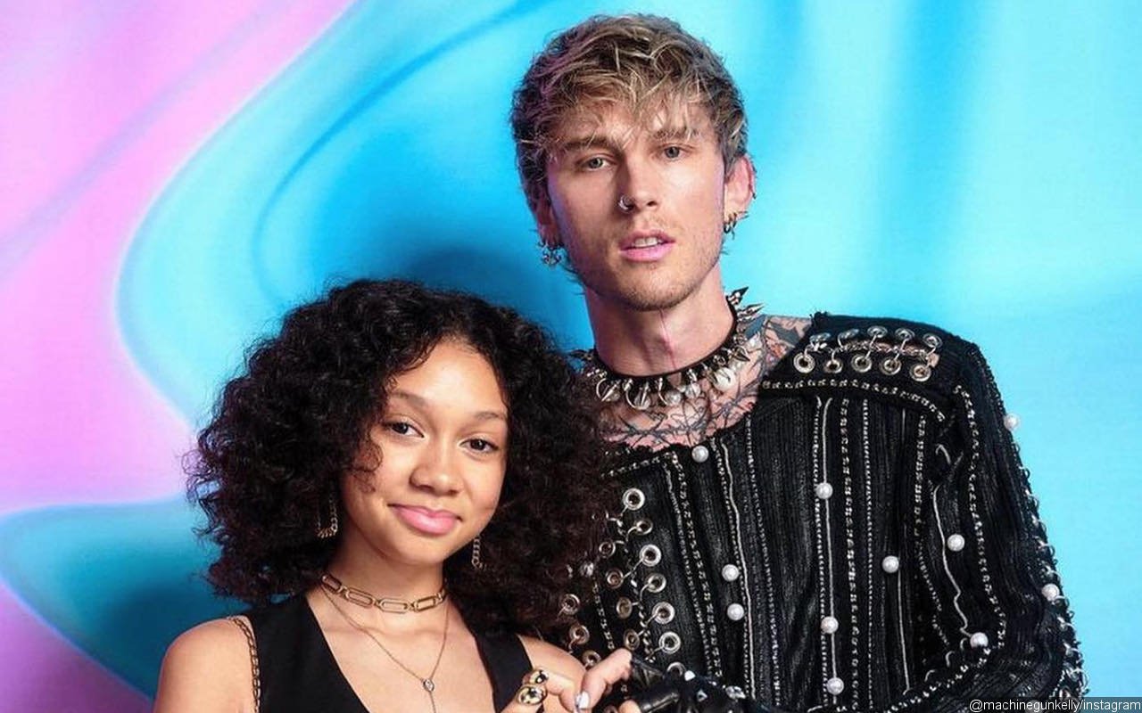 Machine Gun Kelly's Teen Daughter Casie Gives Him a New Tattoo