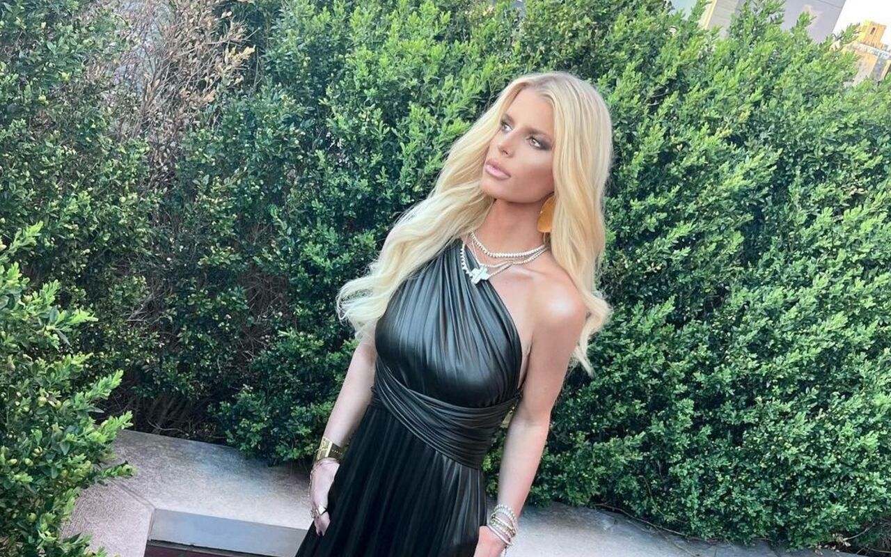Jessica Simpson Denies Using Ozempic, Insists Her Weight Loss Was
