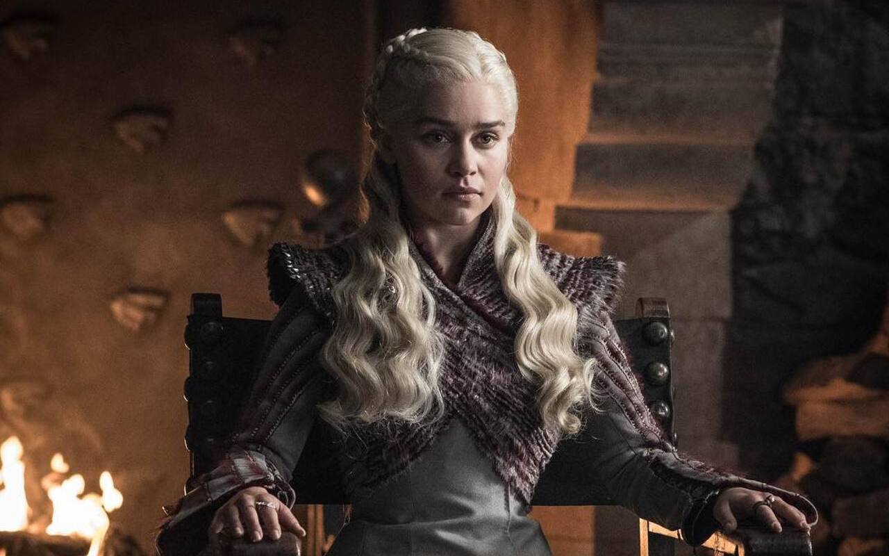Emilia Clarke Dishes on Why Her Time on 'Game of Thrones' Was 'Really Sad' and 'Very Confusing'