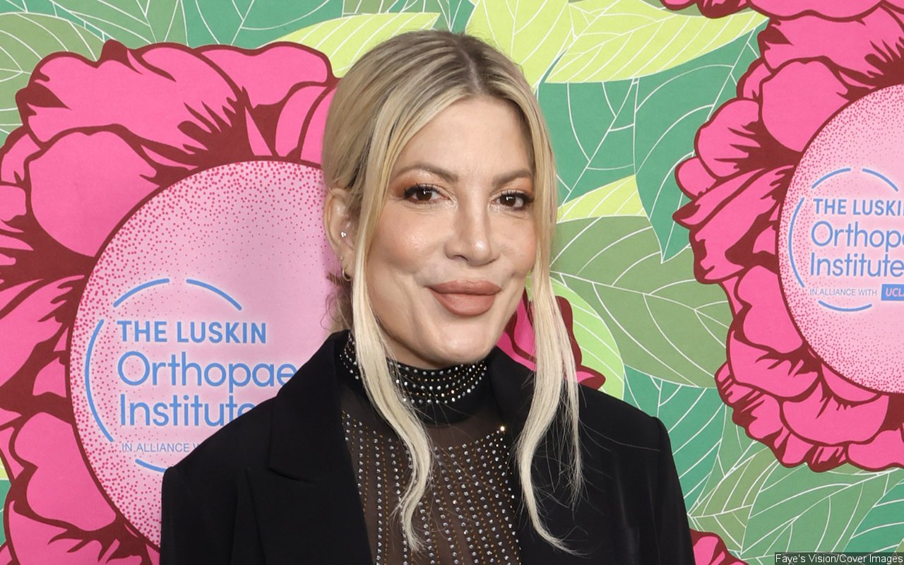 Tori Spelling Reportedly Moves From $100-Per-Night Motel to Stay With Friend