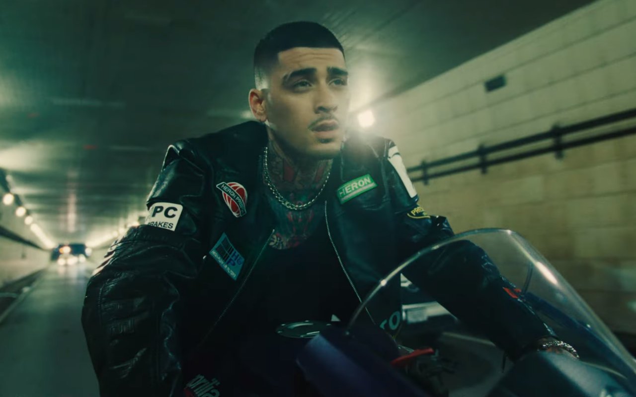 Zayn Malik Drives Through City in 'Love Like This' Music Video