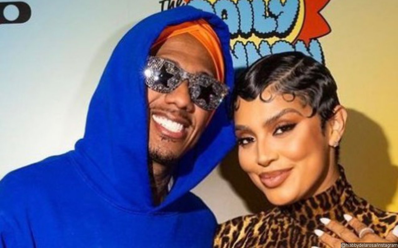 Abby De La Rosa Reacts After Nick Cannon Surprises Her With 3000 Red Roses