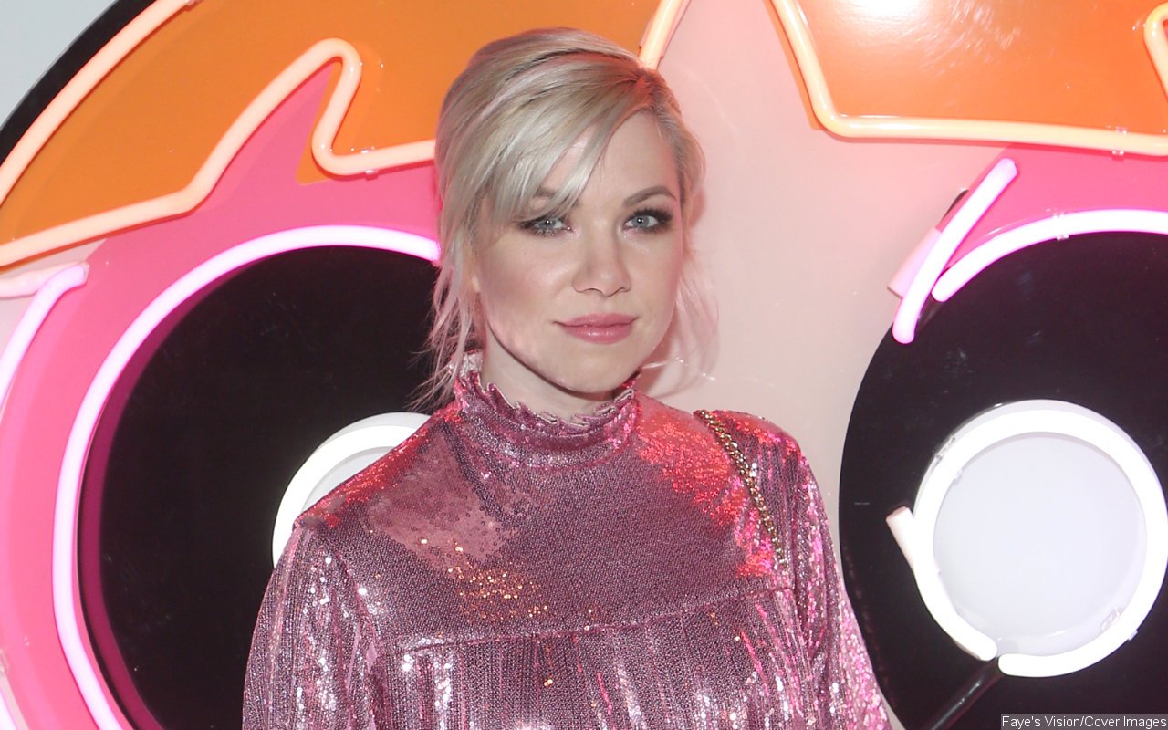 Carly Rae Jepsen Reflects on Her Grief
