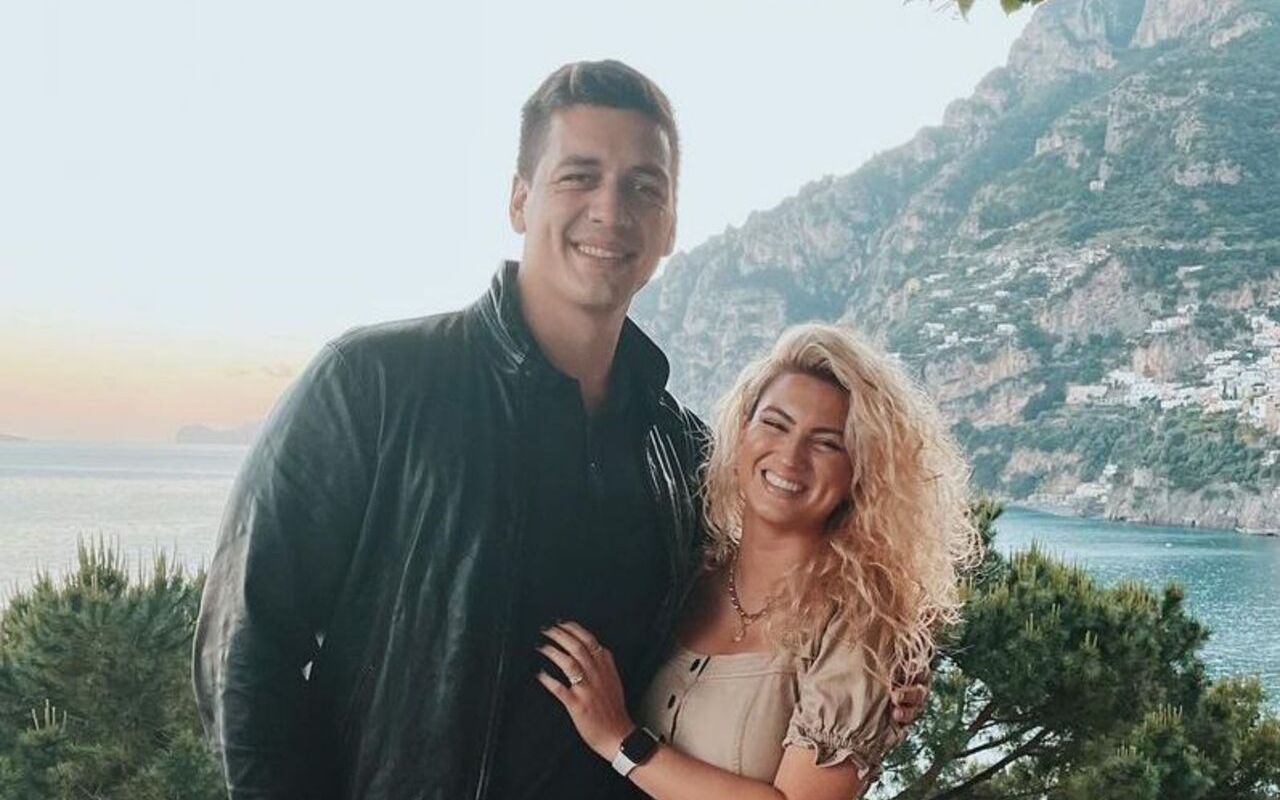 Tori Kelly's Husband Thanks Fans Amid Her Recovery, Says Their Love Have 'Moved Mountains'