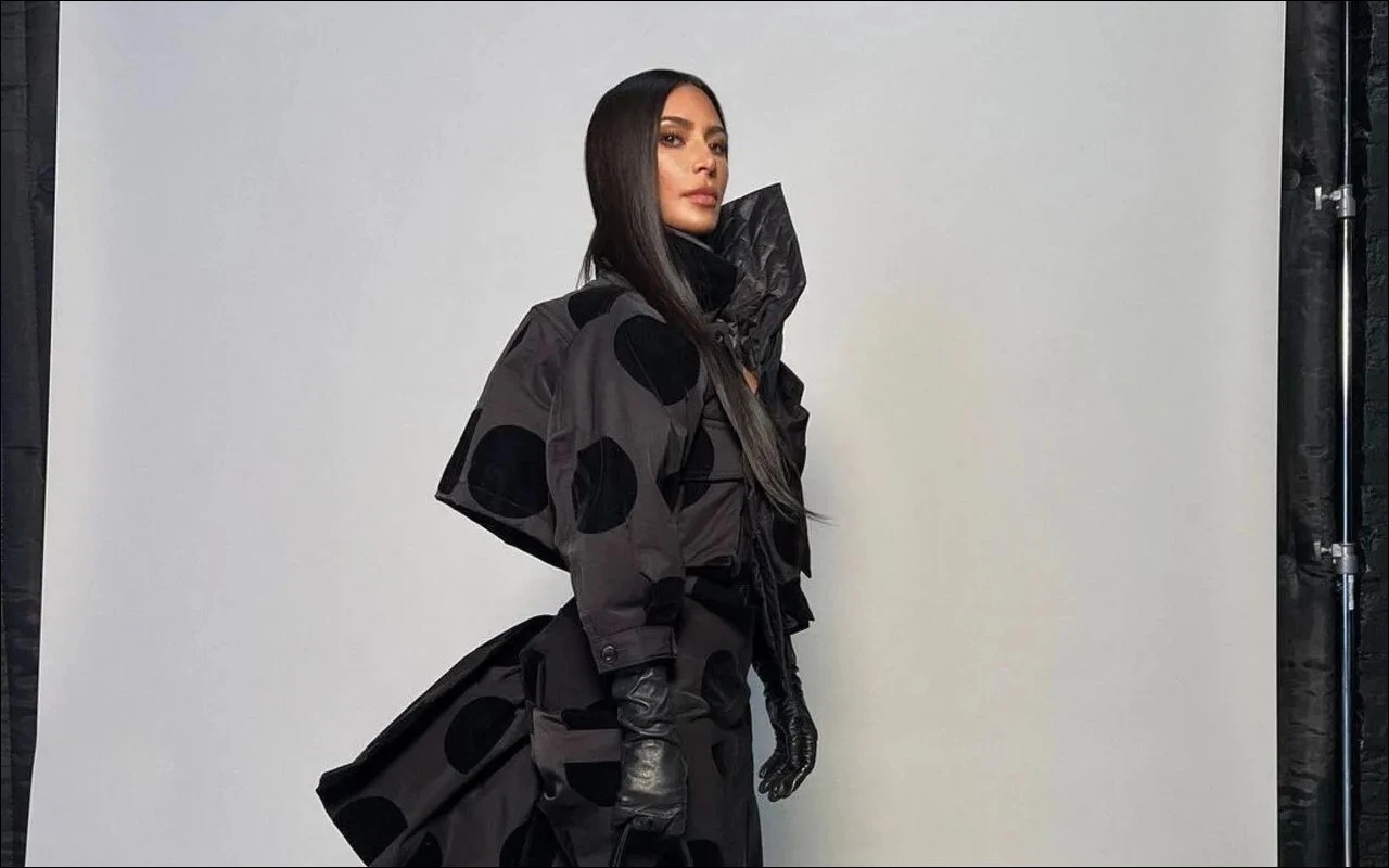 Kim Kardashian Rocks Black and White in New Marc Jacobs Ad