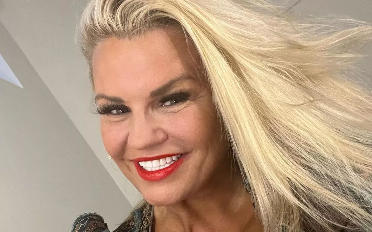 Kerry Katona Justifies Selling Her Racy Contents, Feels 'Empowered' by OnlyFans