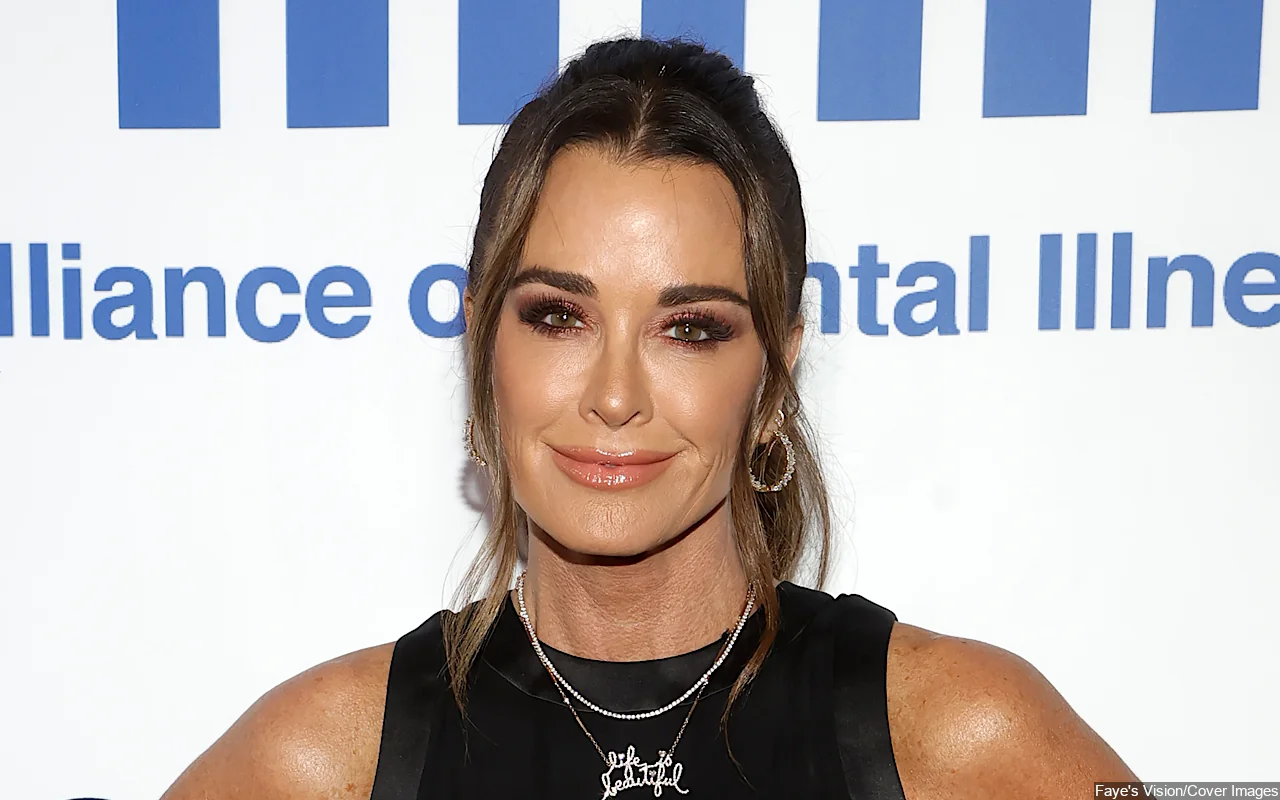 Kyle Richards Removes Picture Following Backlash Over 'Ridiculous' Photoshop Fail