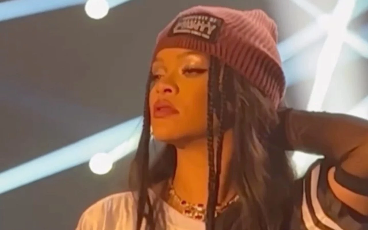 Rihanna Makes 'Huge' Donation to Disabled and Homeless Veterans in Los Angeles