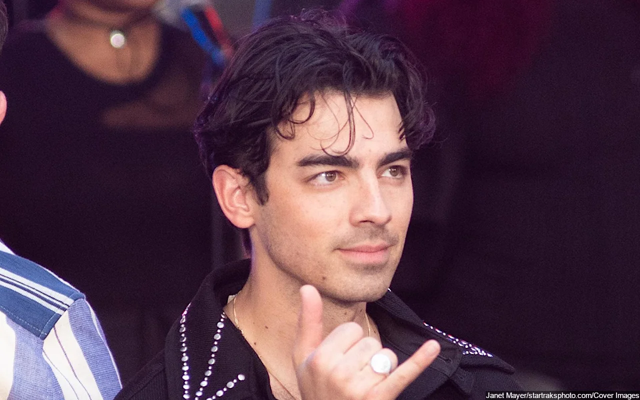 Joe Jonas Is Doting Dad in First Outing With Daughters After Filing for Divorce From Sophie Turner