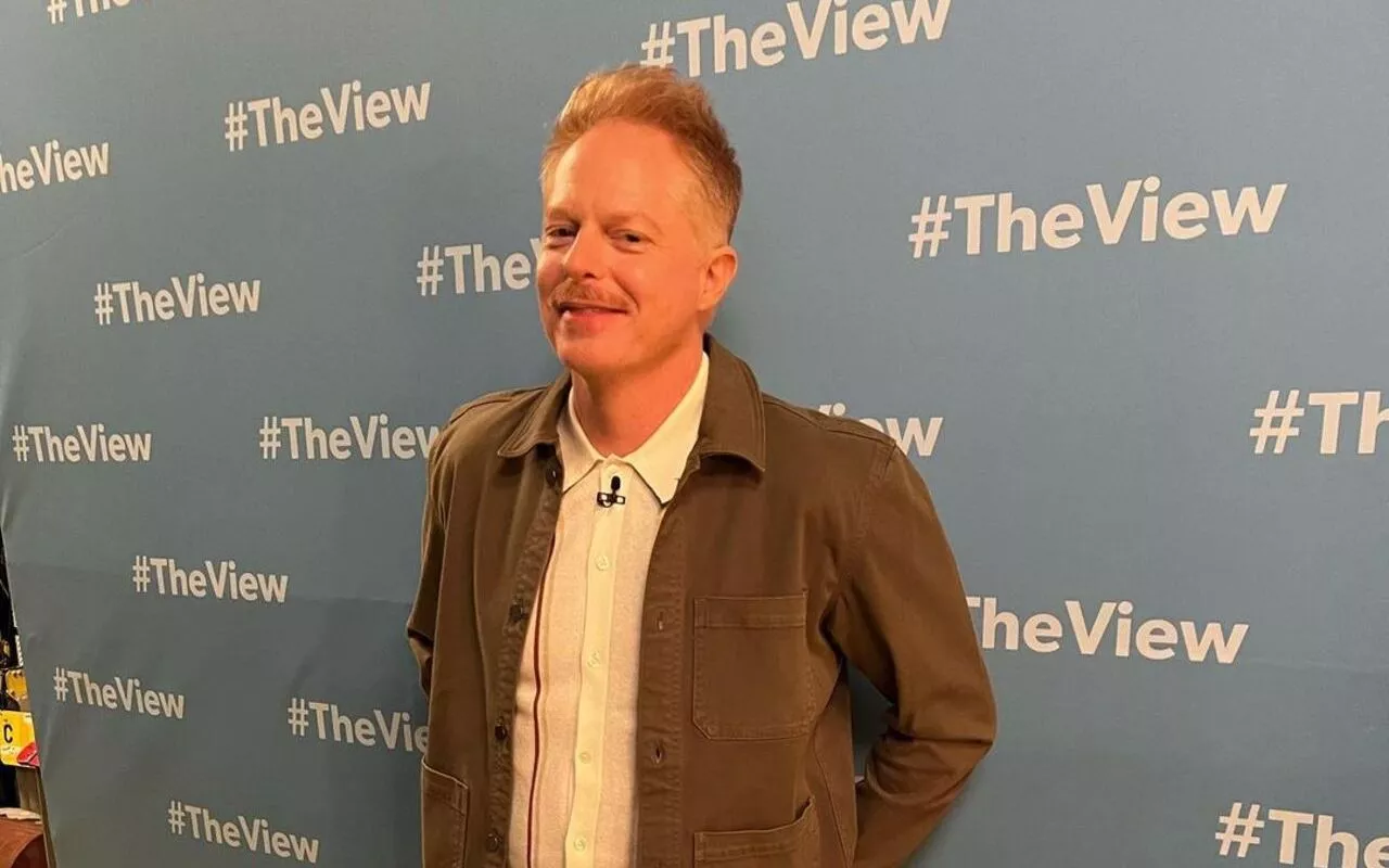 Jesse Tyler Ferguson Struggles With Potty-Training His Son