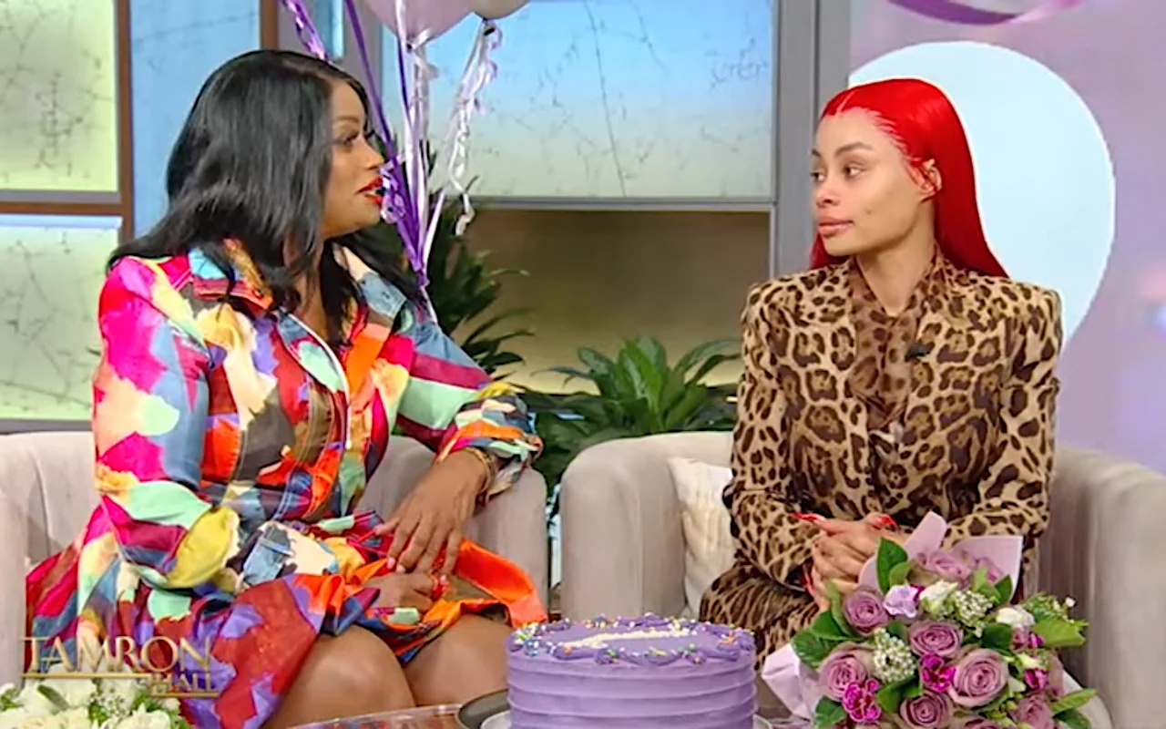 Blac Chyna Reduced to Tears by Mom's Surprise Appearance on 'Tamron
