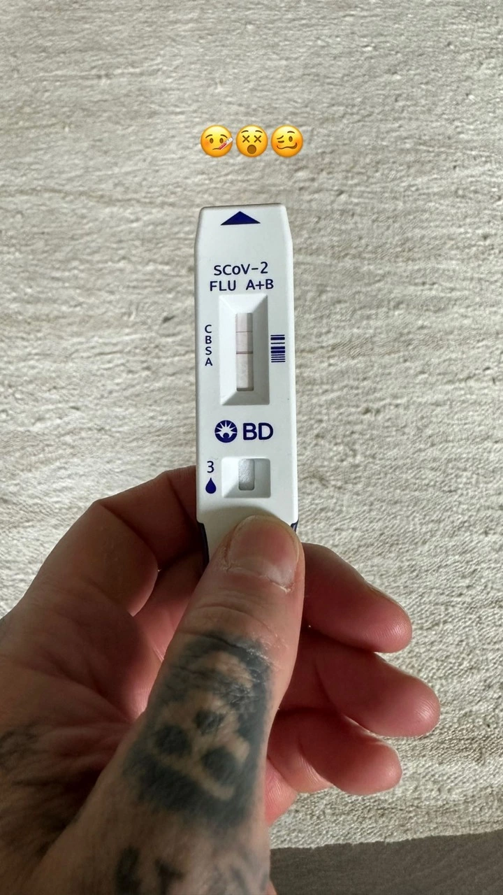 Travis Barker tested positive for Covid-19
