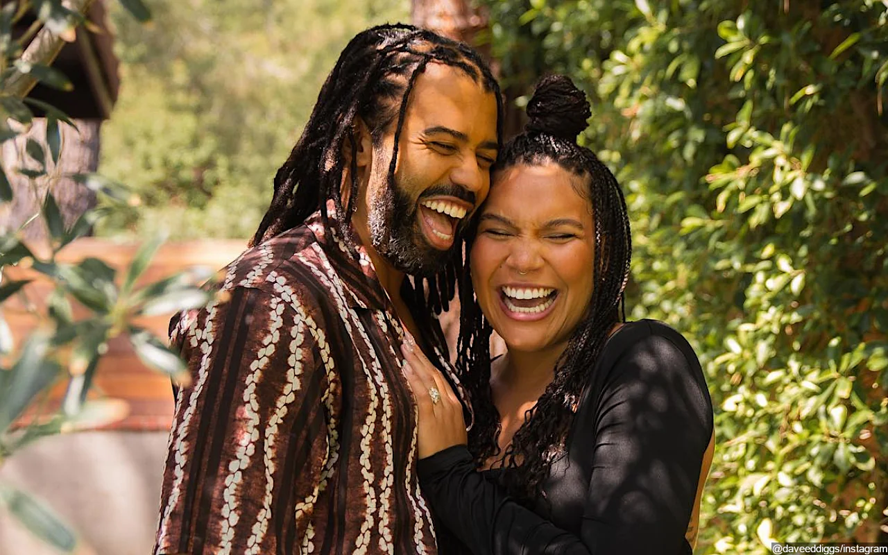 Daveed Diggs and Girlfriend Emmy Raver-Lampman Expecting Their First Child