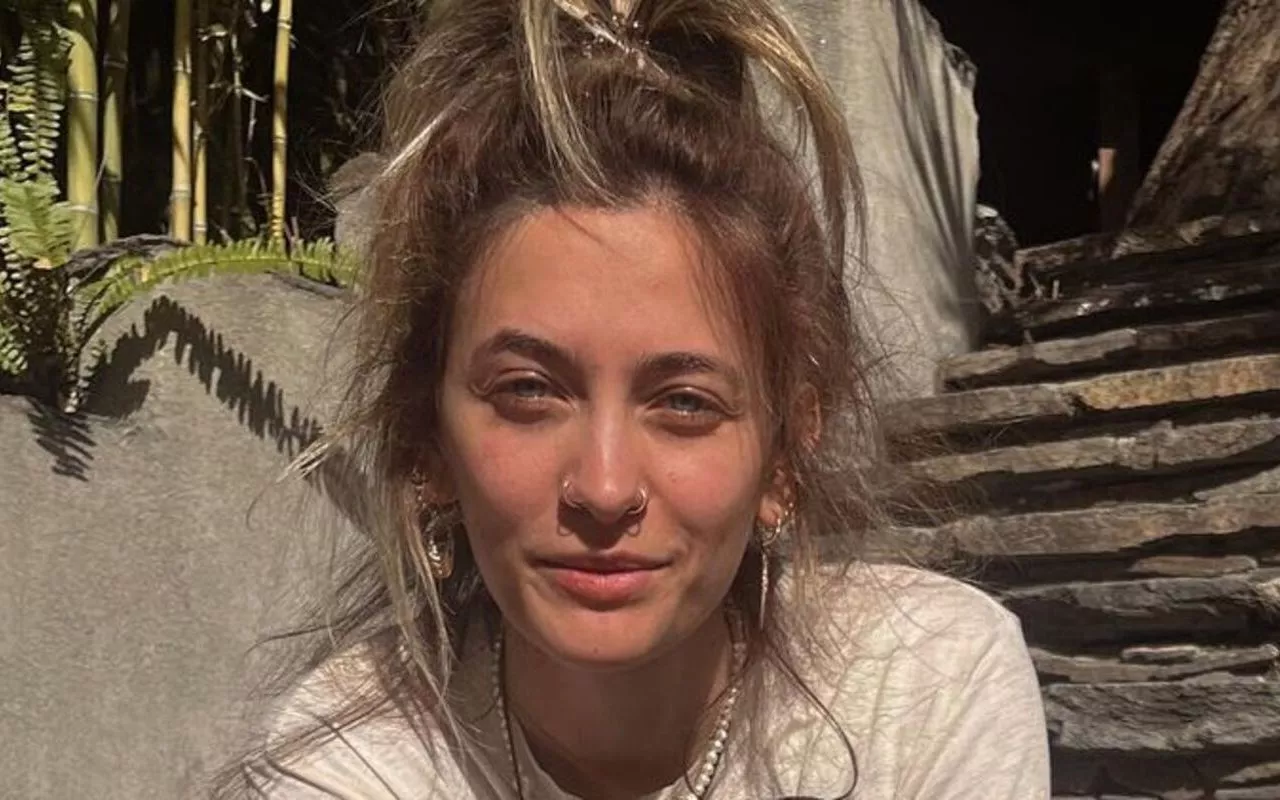 Paris Jackson Defends 'Old and Haggard' Picture: It's No Filter and No Make-Up