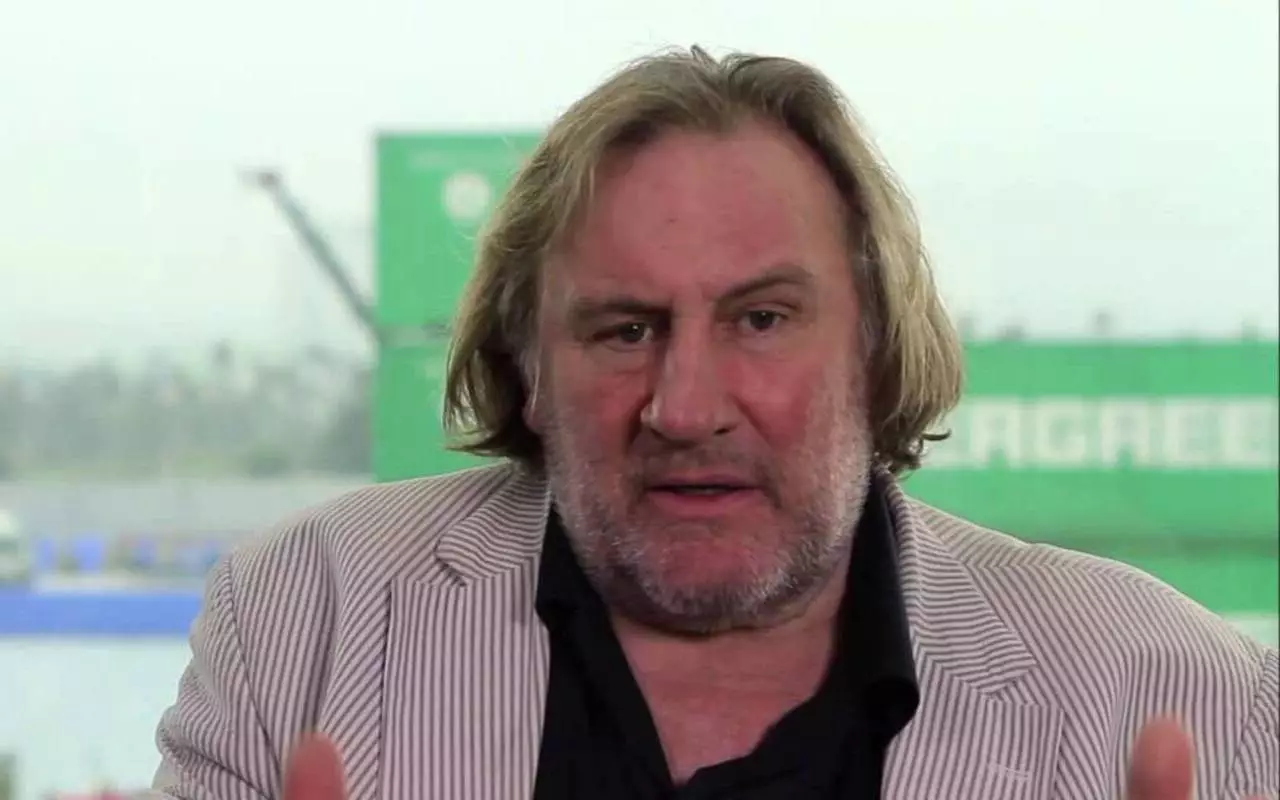 Опасная профессия 1996. Опасная профессия фильм 1996. Ограбление по-французски фильм 2003. Жерар депардье в молодости. Жерар депардье рост.