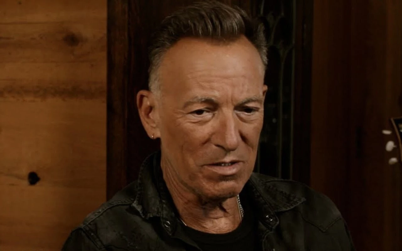 Bruce Springsteen Talks About Battling 'Monster' Illness 