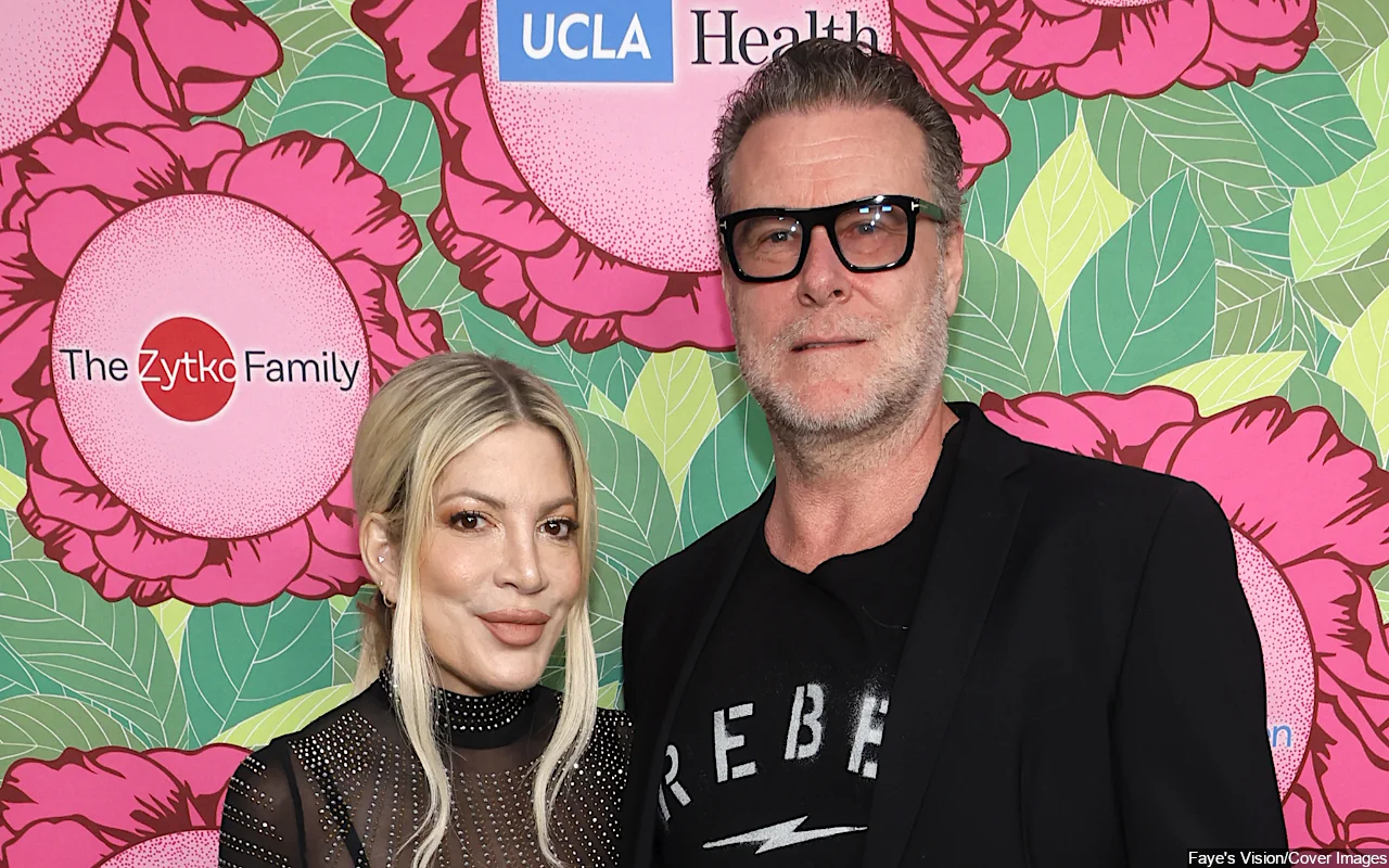 Tori Spelling Seen Making Out With New Boyfriend Amid Dean McDermott's Lily Calo Romance