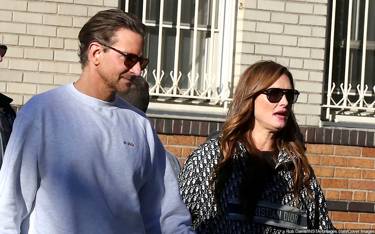 Brooke Shields Thought She Had Died When Seeing Bradley Cooper in Ambulance