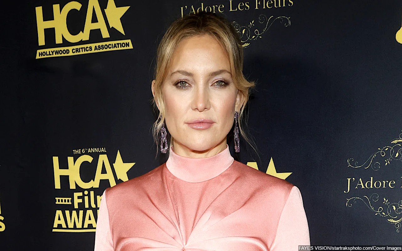Kate Hudson Flaunts Youthful Glow and Toned Physique in New Photo