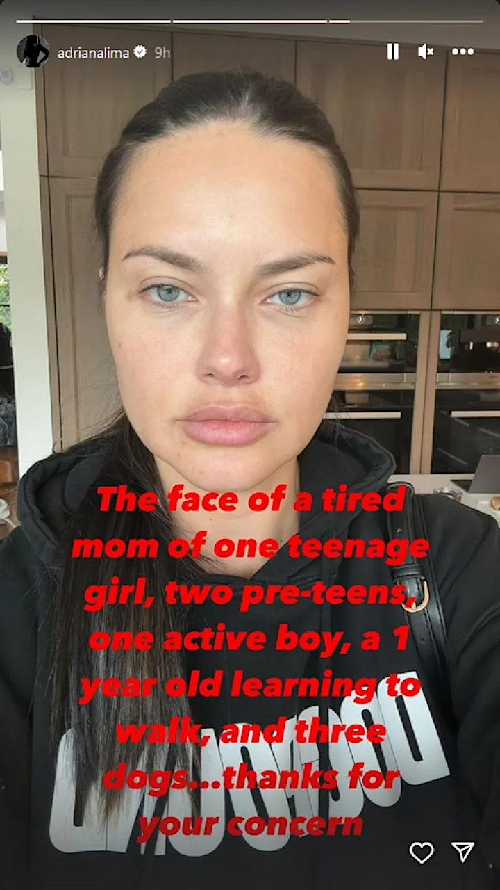 Adriana Lima Photo