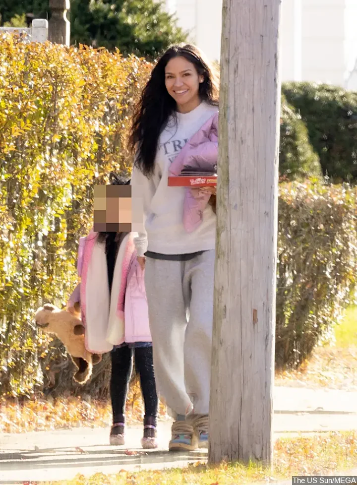 Cassie in New London