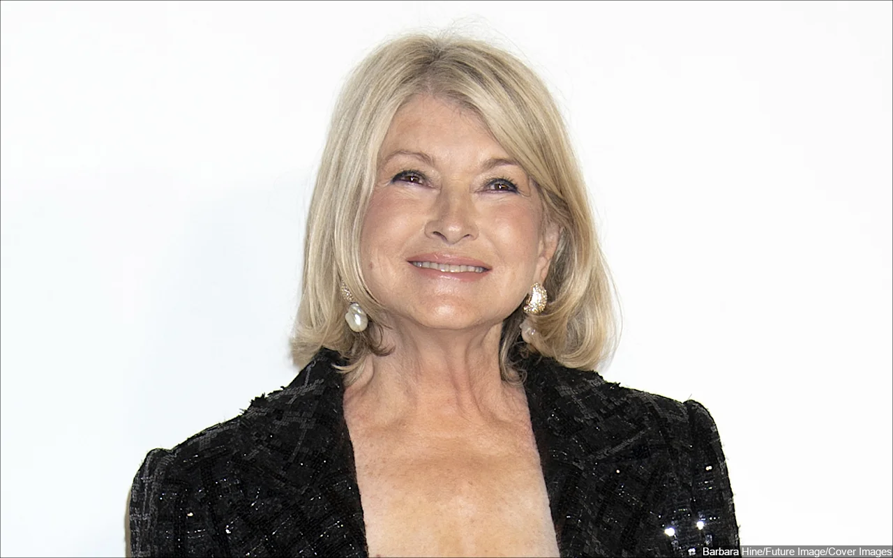 Martha Stewart Prepares Big Thanksgiving Feast Despite Announcing Cancellation