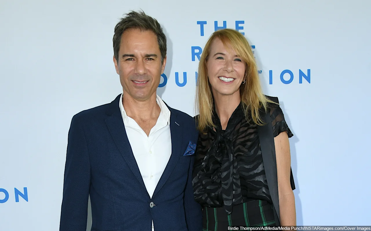 Eric McCormack Keeps Wedding Ring on in First Sighting Since Janet Holden Divorce Filing