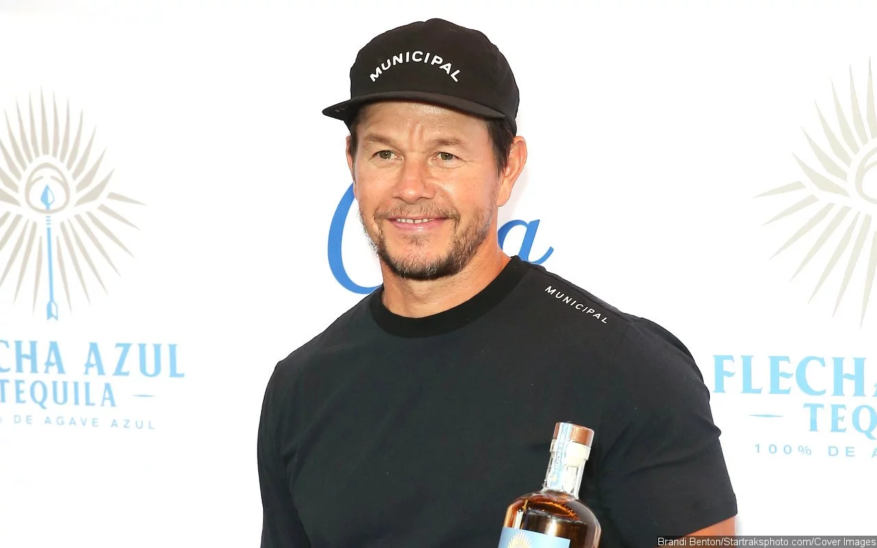 Mark Wahlberg Enjoys Working Out at Night