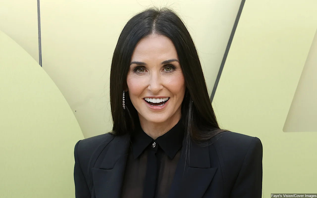 Demi Moore All Smiles After Attending Yoga Class With Friend Eric Buterbaugh