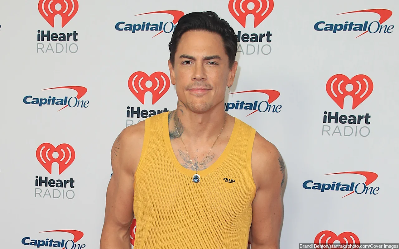 Tom Sandoval Seen Getting Cozy to Model During L.A. Night Out