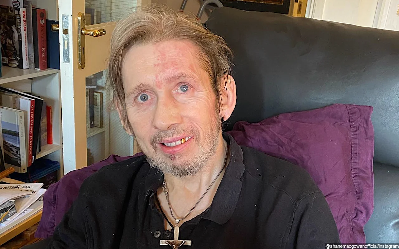 Shane MacGowan Treats Pals to Drinks After Leaving Huge Amount of Money Behind Bar Before Death